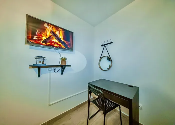 Apartamento Valenstay - T2 Pro - Stade Du Hainaut Avec Jardin